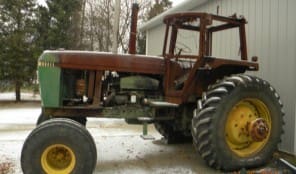 John Deere  4640 powershift