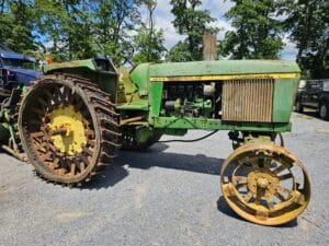 Photo of John Deere 4230 Tractor