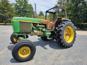 Photo of John Deere 4230 Tractor