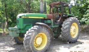 John Deere  4755 MFWD (fire damaged)