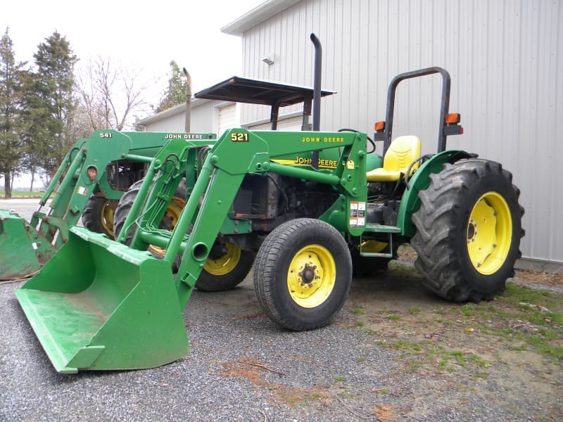 John Deere  5205 Tractor