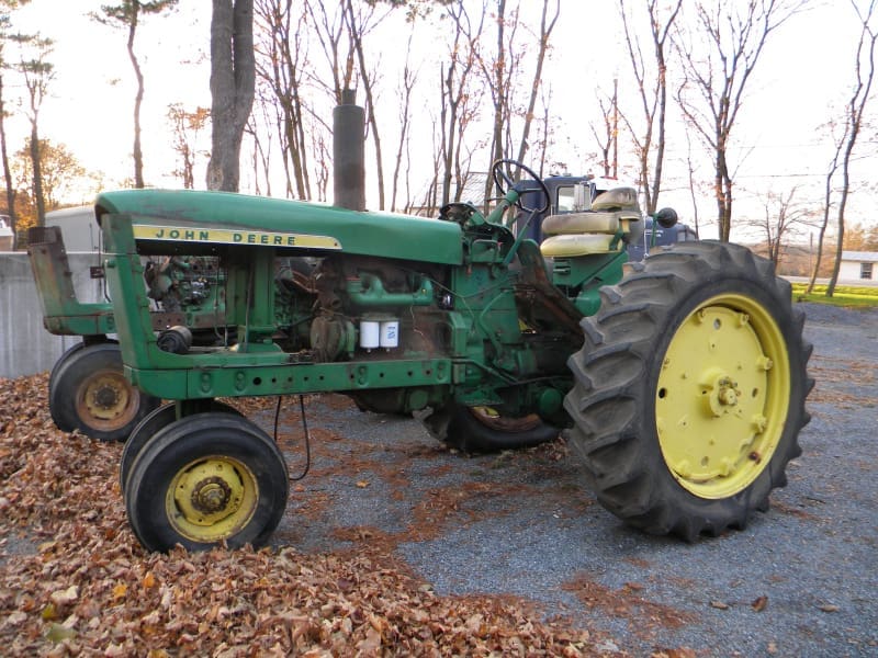 John Deere  3010 Tractor