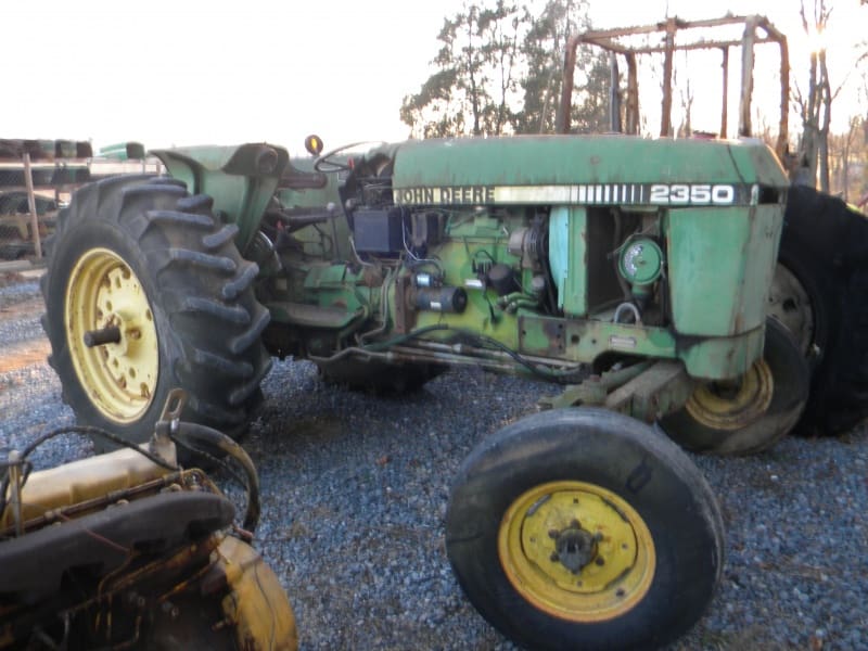 John Deere  2350 Tractor