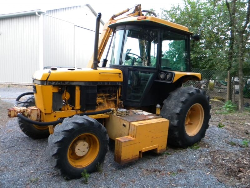 John Deere  2755 4X4 Tractor