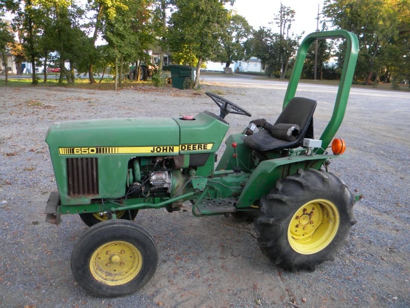 John Deere  650 Compact Tractor