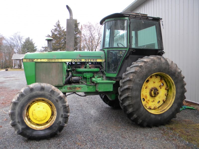 John Deere  4430 Quad-Range Tractor