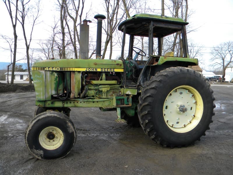John Deere  4440 QuadRange Tractor